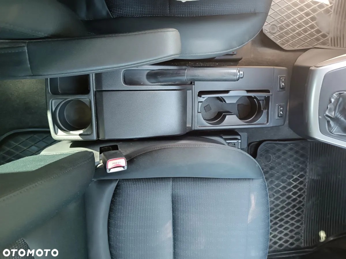 Mazda 5 2.0 Exclusive - 12