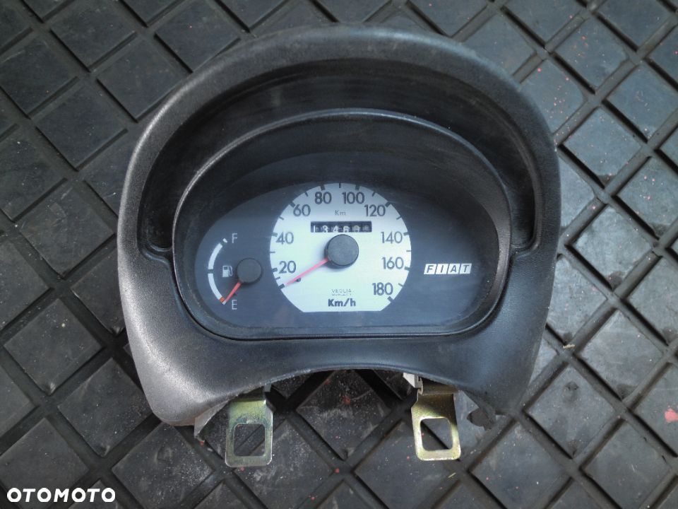 FIAT SEICENTO LICZNIK ZEGARY PRĘDKOŚCIOMIERZ 134TYS - 1