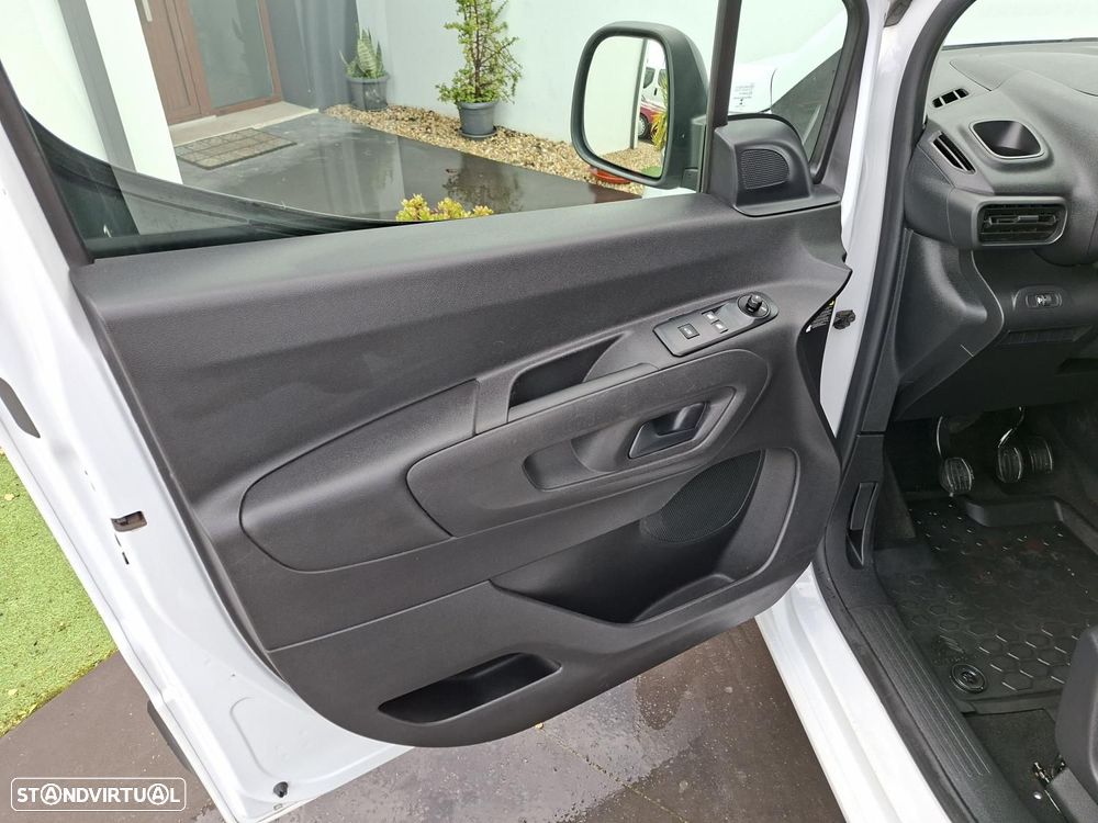 Citroën Berlingo Drive pro - 21