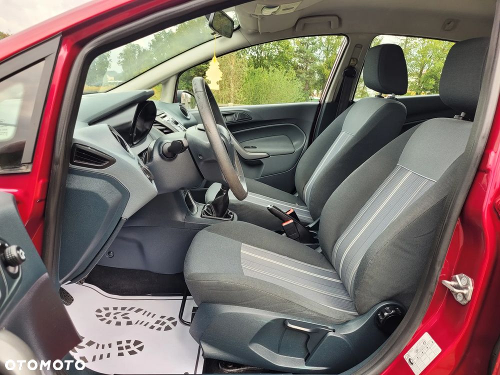 Ford Fiesta 1.25 Silver X - 13