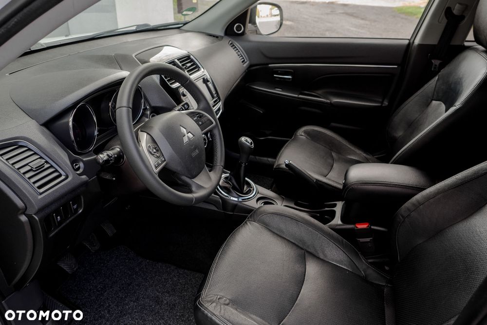Mitsubishi ASX 1.6 2WD Top - 30