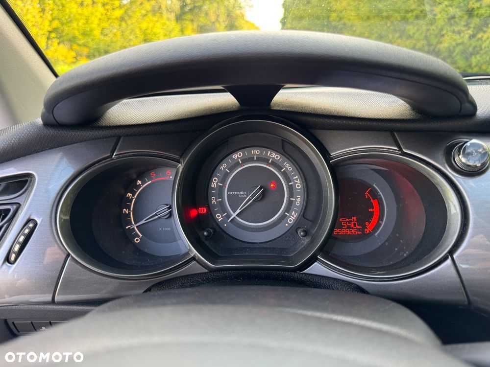 Citroën C3 1.6 HDi Exclusive Euro5 - 11