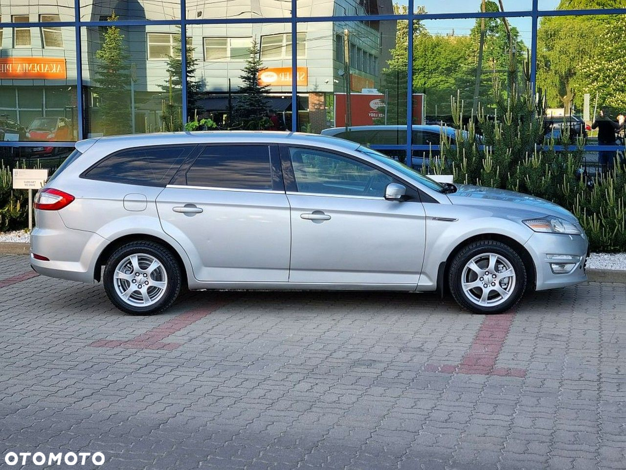 Ford Mondeo - 14