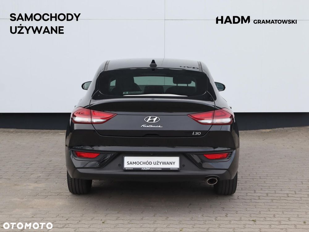 Hyundai i30 1.5 T-GDI 48V Comfort DCT - 22