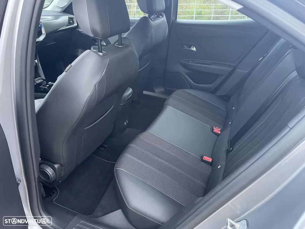 Opel Mokka-e — fotografia 11