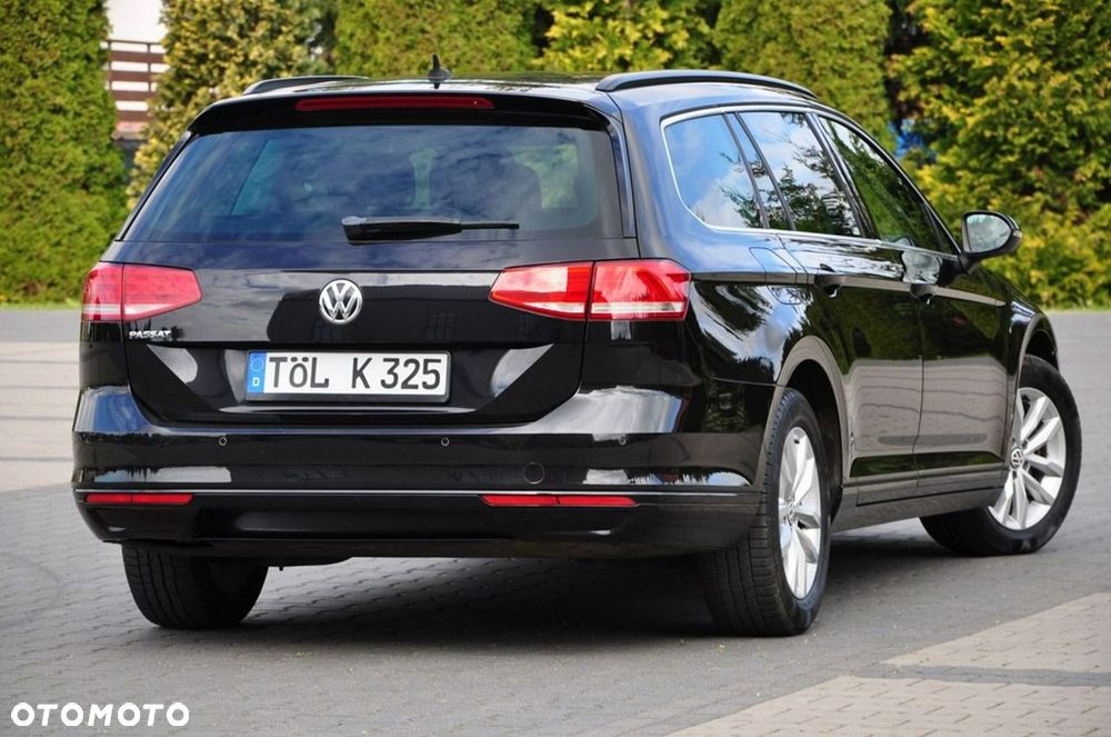 Volkswagen Passat Variant 2.0 TDI BMT Highline - 15