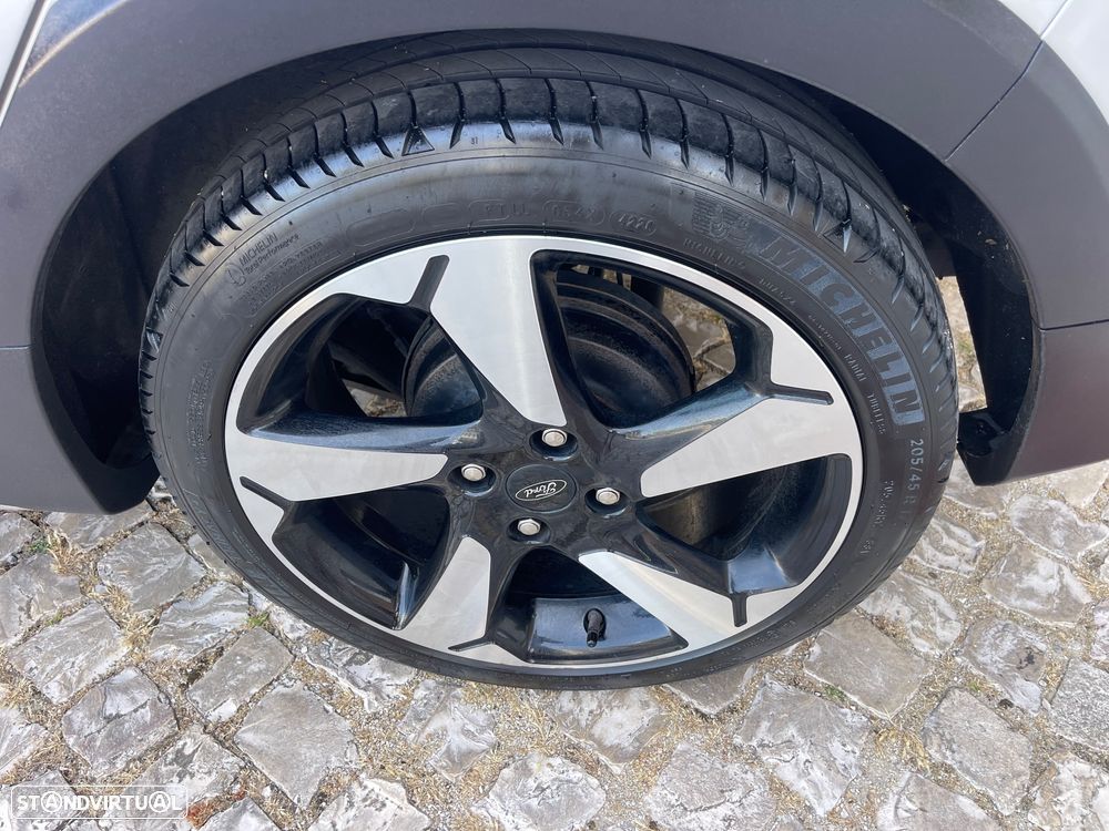 Ford Fiesta - 15