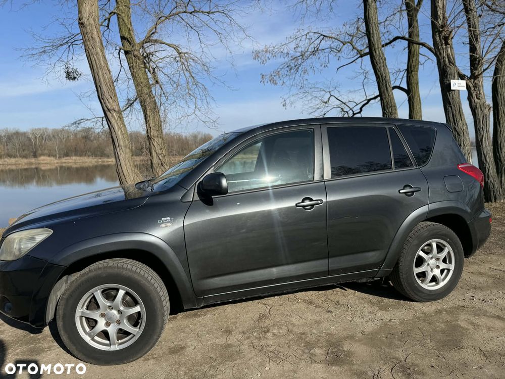 Toyota RAV4 2.2 D-4D Sol 180 - 2