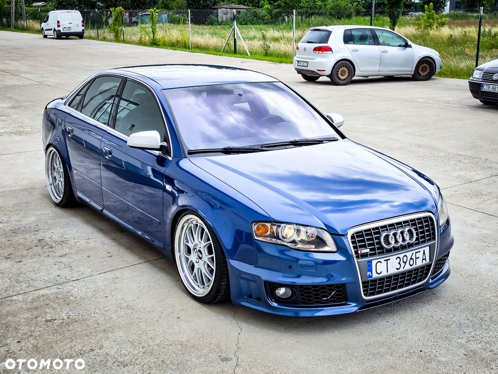 Audi A4 Limousine - 7