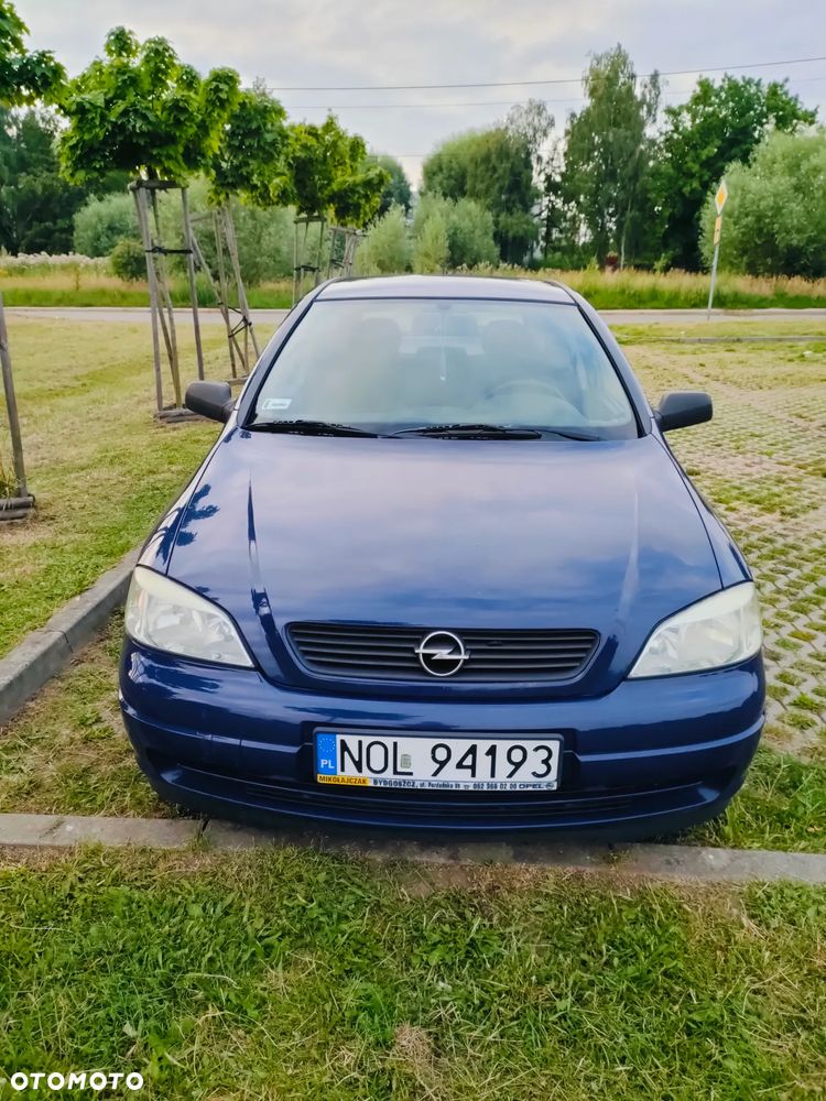 Opel Astra - 1