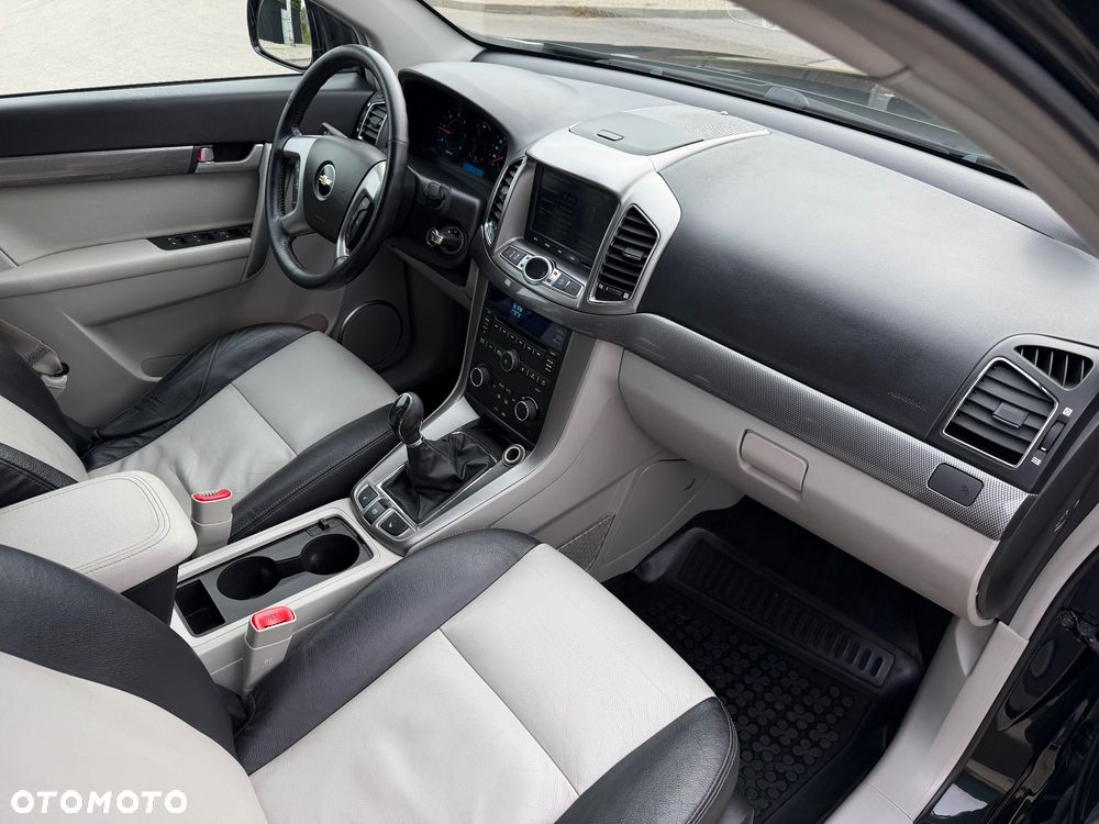 Chevrolet Captiva - 18