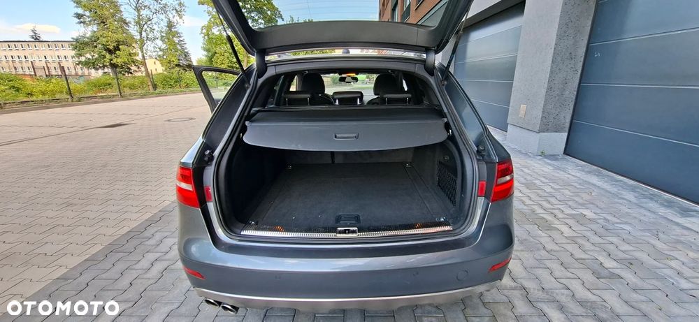 Audi A4 Allroad 2.0 TDI Quattro S tronic - 23