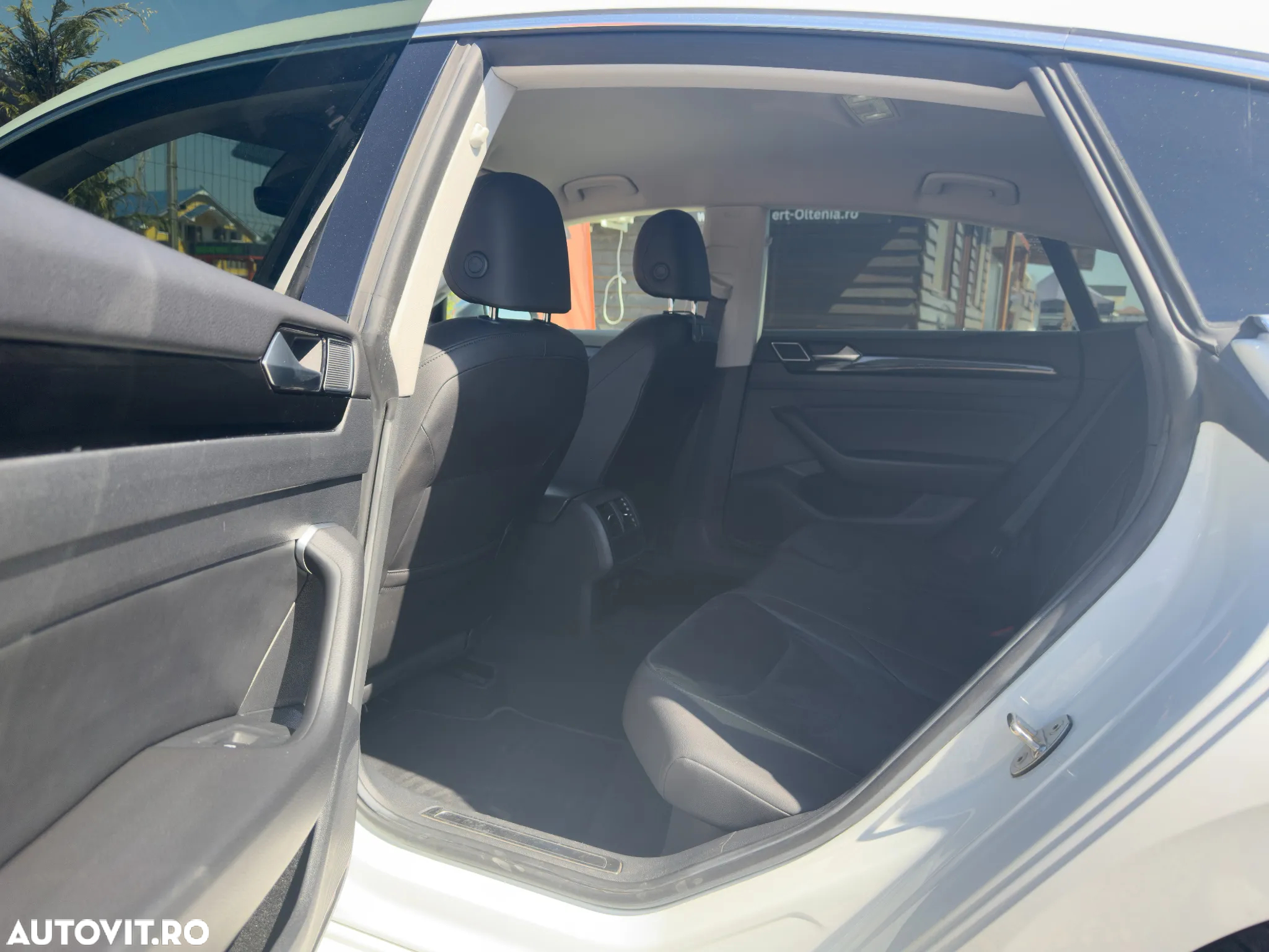 Volkswagen ARTEON 2.0 TDI DSG Elegance - 10