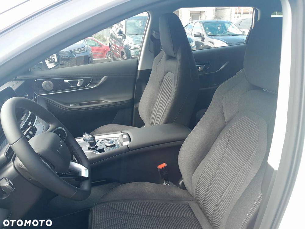 Chery Tiggo 7 1.6 T-GDI Essential DCT - 11