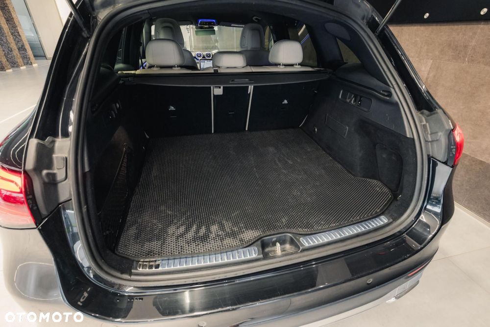 Mercedes-Benz GLC - 37