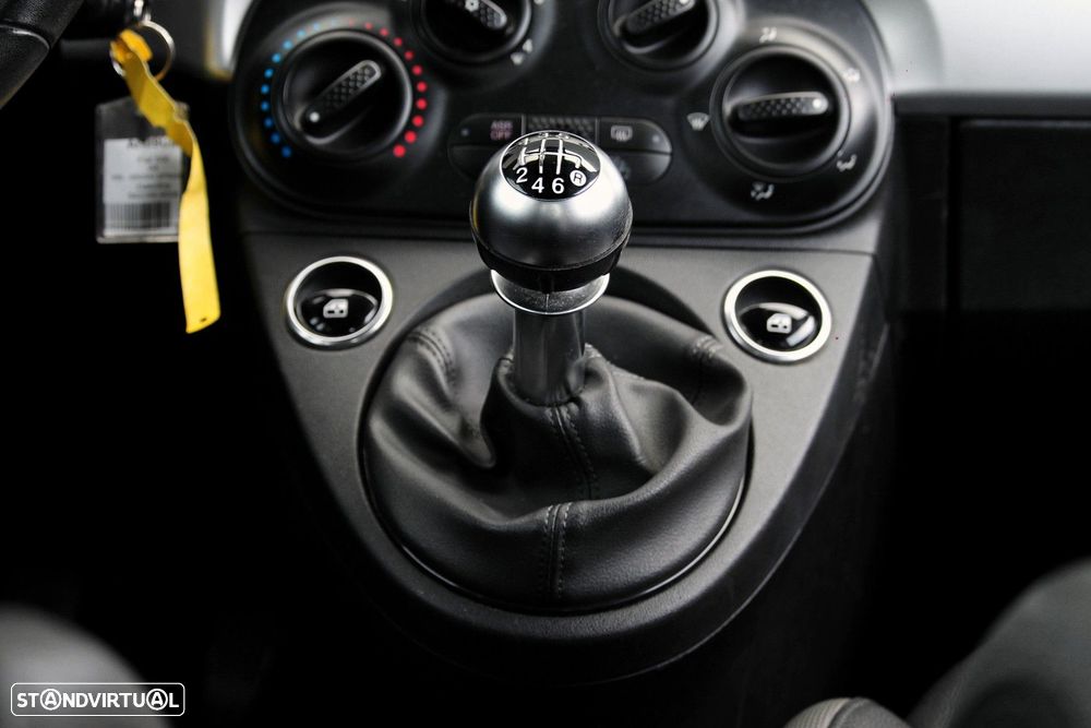 Fiat 500C 1.0 Hybrid Connect - 21