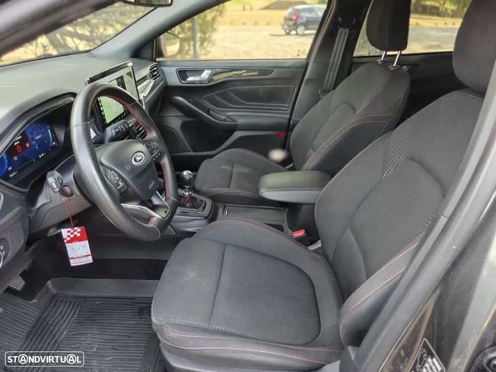 Ford Focus 1.0 EcoBoost MHEV ST-Line - 14