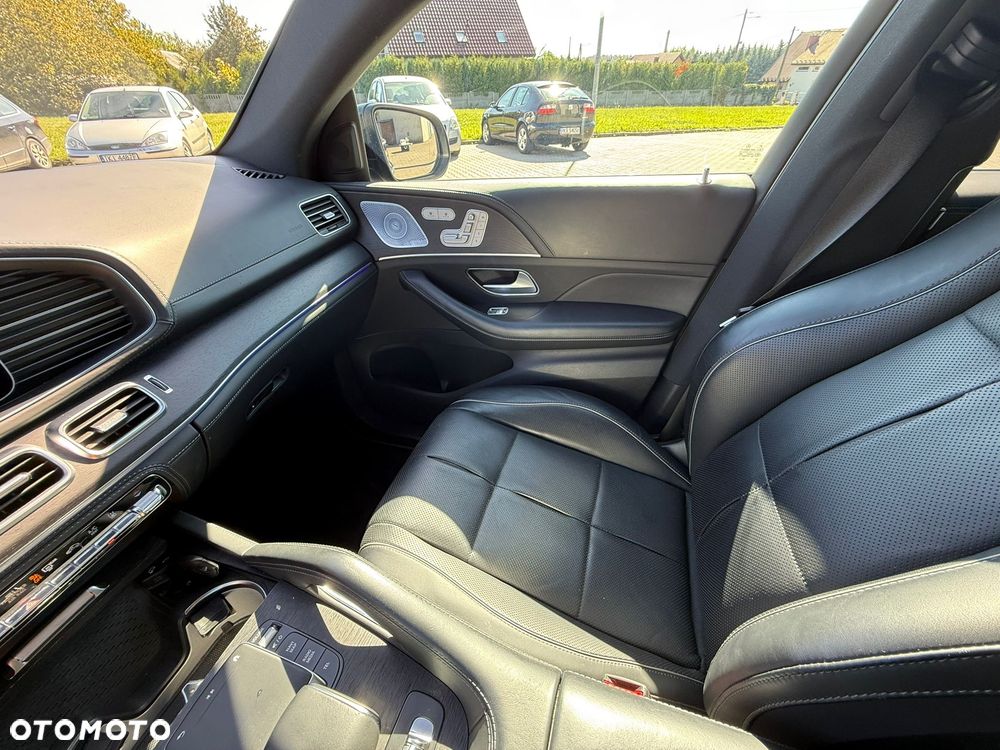 Mercedes-Benz GLE - 12