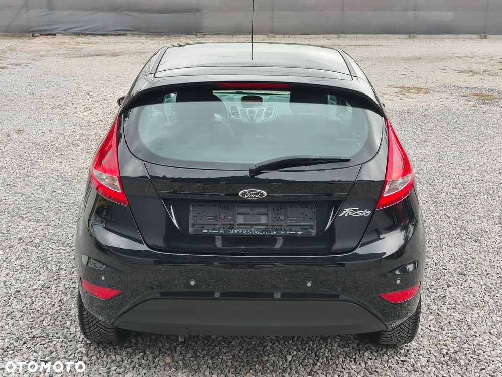 Ford Fiesta 1.25 Platinium X - 24