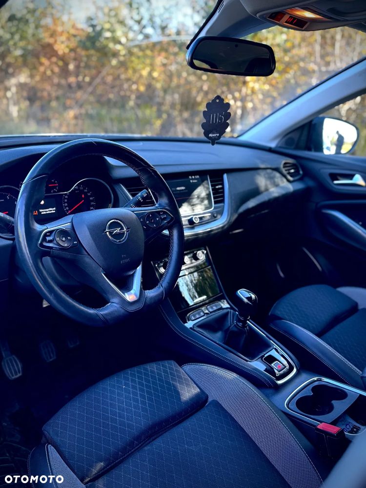Opel Grandland X - 13