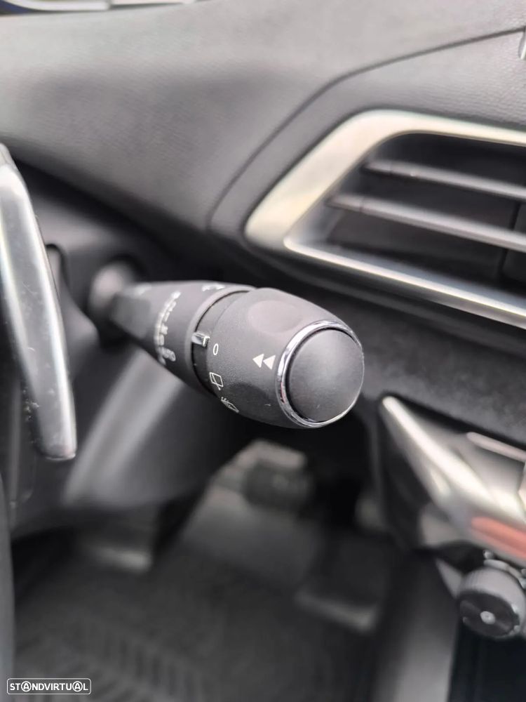 Peugeot 3008 BlueHDi 120 Stop & Start EAT6 Allure - 36