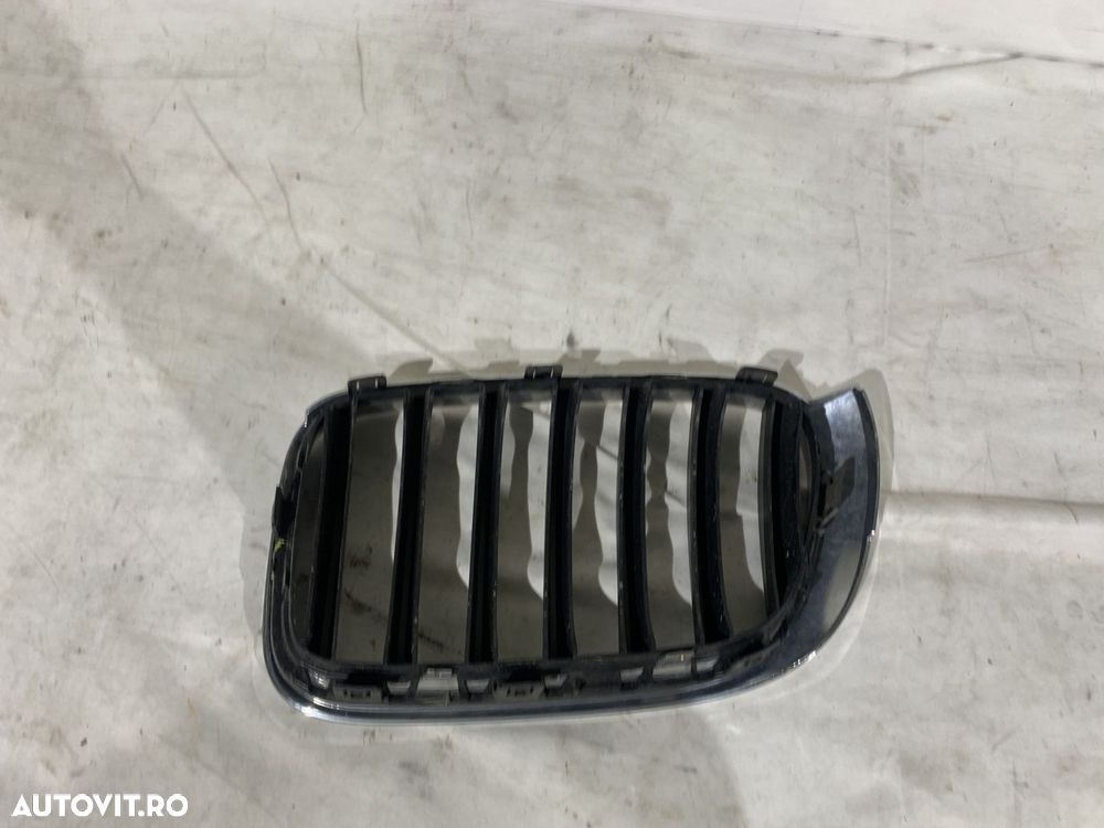 Grila radiator dreapta BMW X3, X4, F25,F26, 2014, 2015, 2016, 2017, cod origine OE 106271. - 3