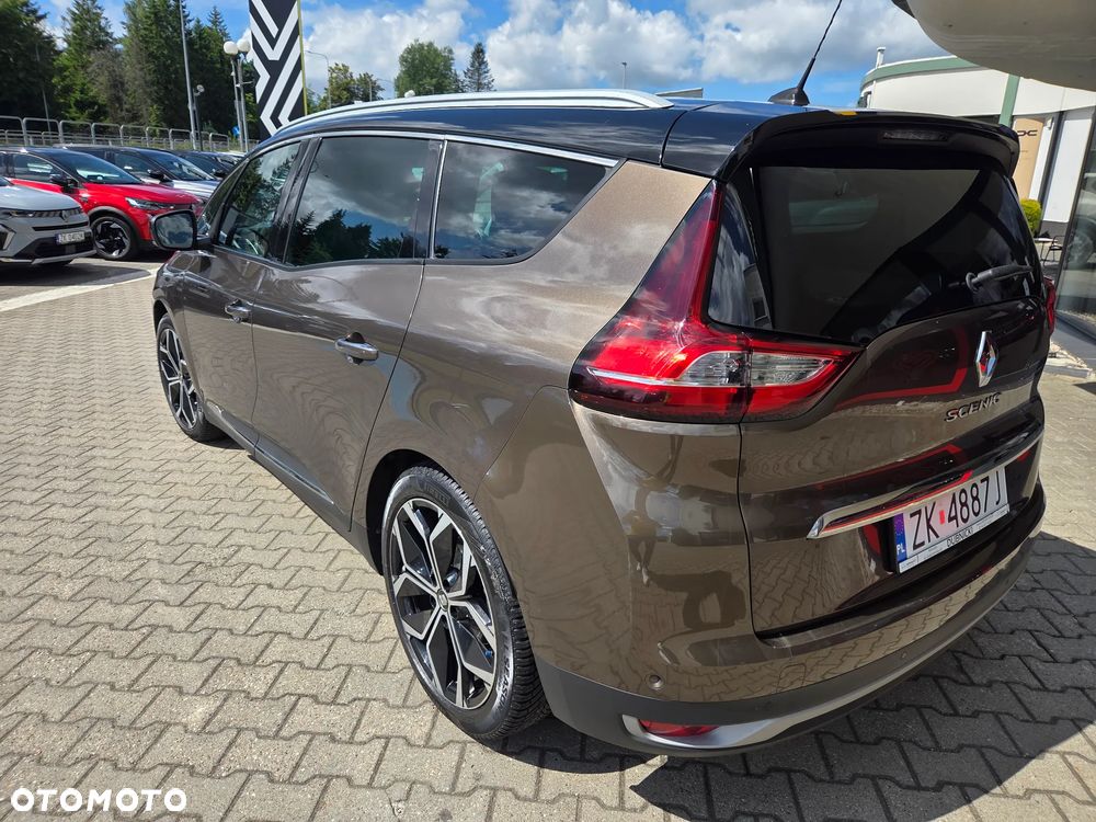 Renault Grand Scenic - 8