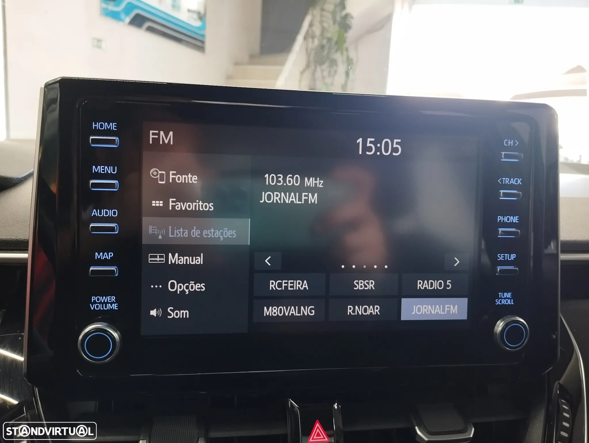 Toyota Corolla SD 1.8 Hybrid Comfort - 28