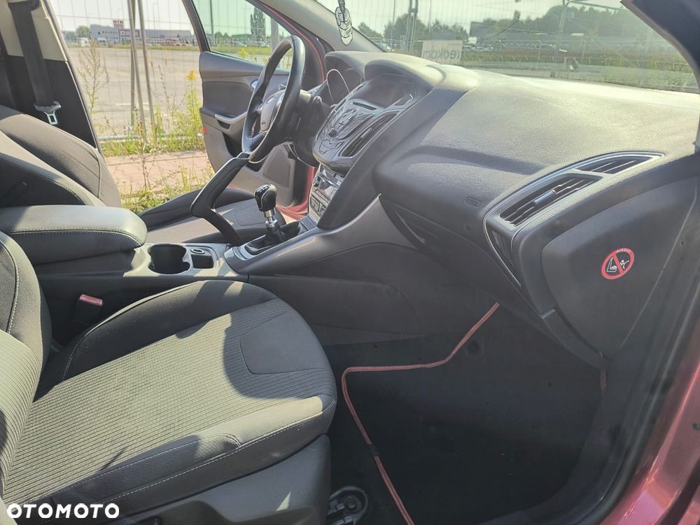 Ford Focus - 11