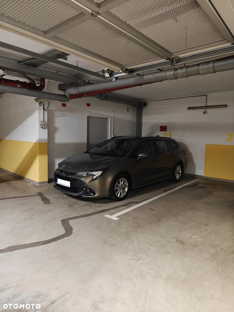 Toyota Corolla 1.8 Hybrid Comfort - 10