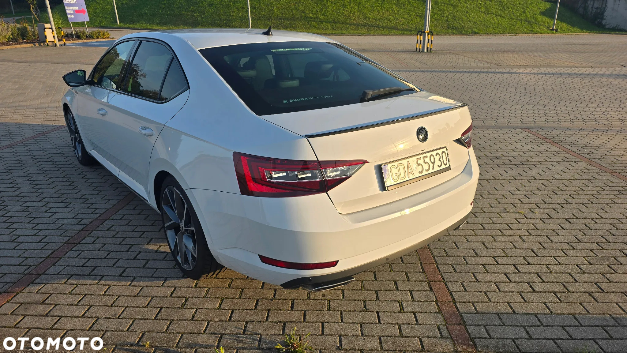 Skoda Superb 2.0 TSI 4x4 Sportline DSG - 2