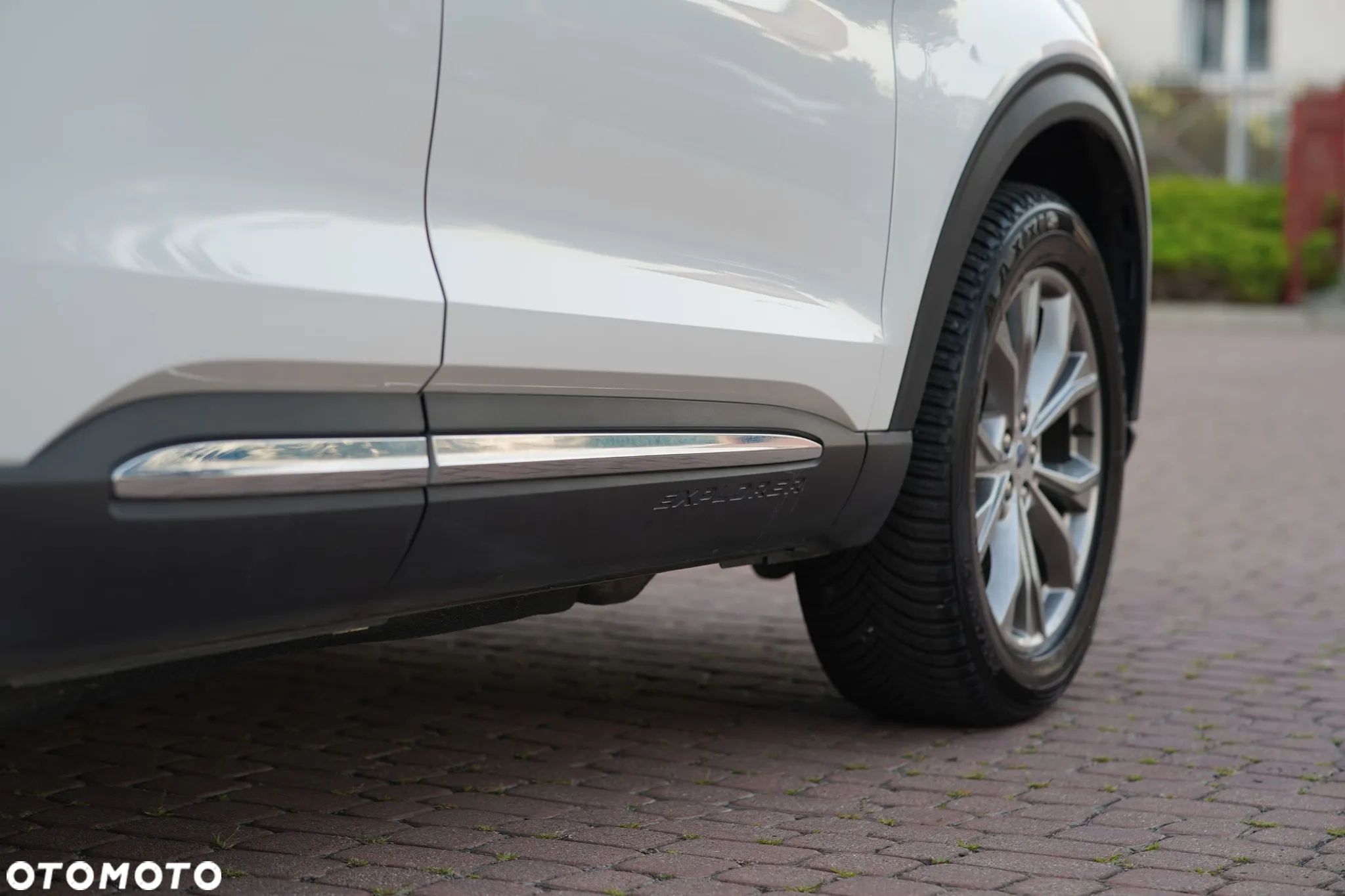 Ford Explorer - 20
