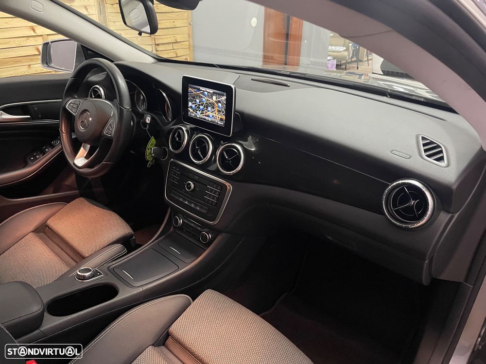 Mercedes-Benz CLA 180 d Shooting Brake Urban Aut. - 21