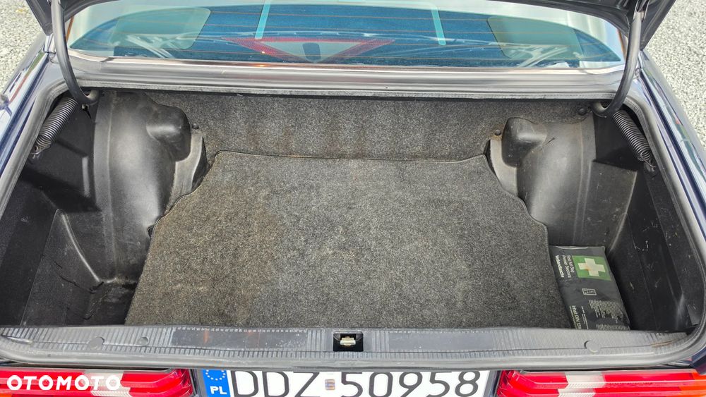 Mercedes-Benz W201 (190) - 10