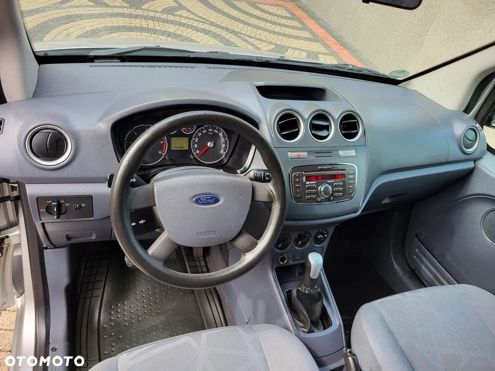 Ford Tourneo Connect - 9