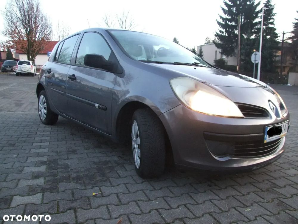 Renault Clio 1.5 dCi Expression - 1