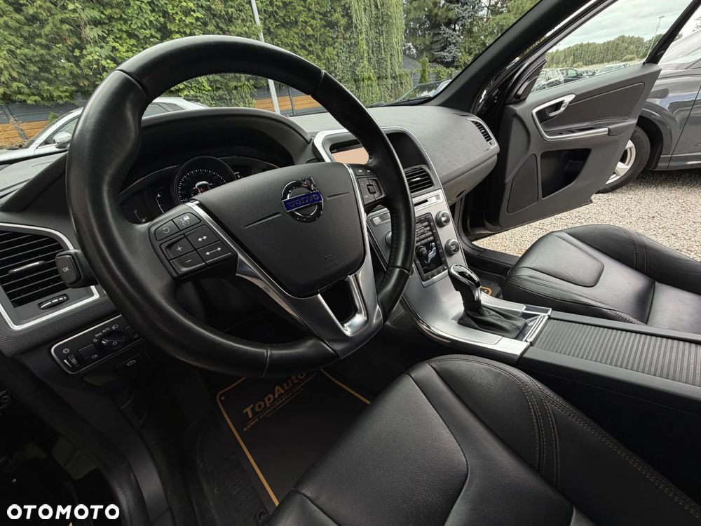 Volvo XC 60 D4 Geartronic Summum - 19