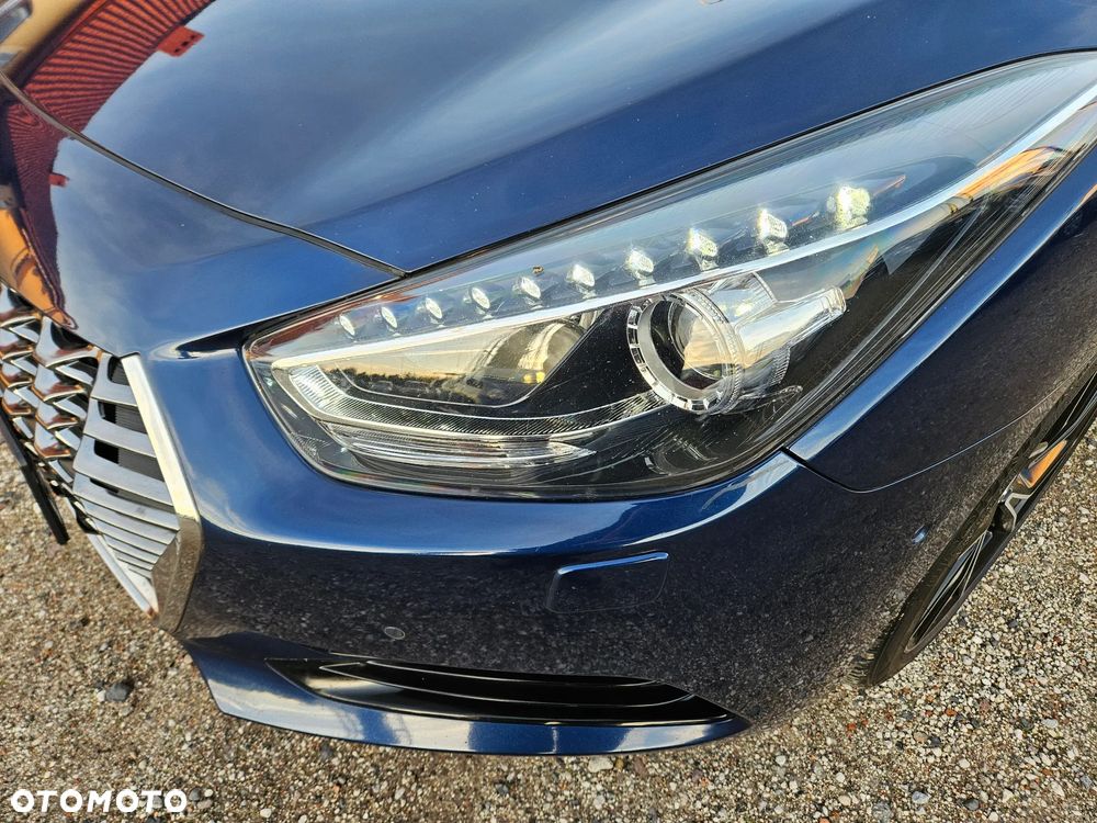 Hyundai i40 Kombi blue 1.6 CRDi DCT Space Plus - 18