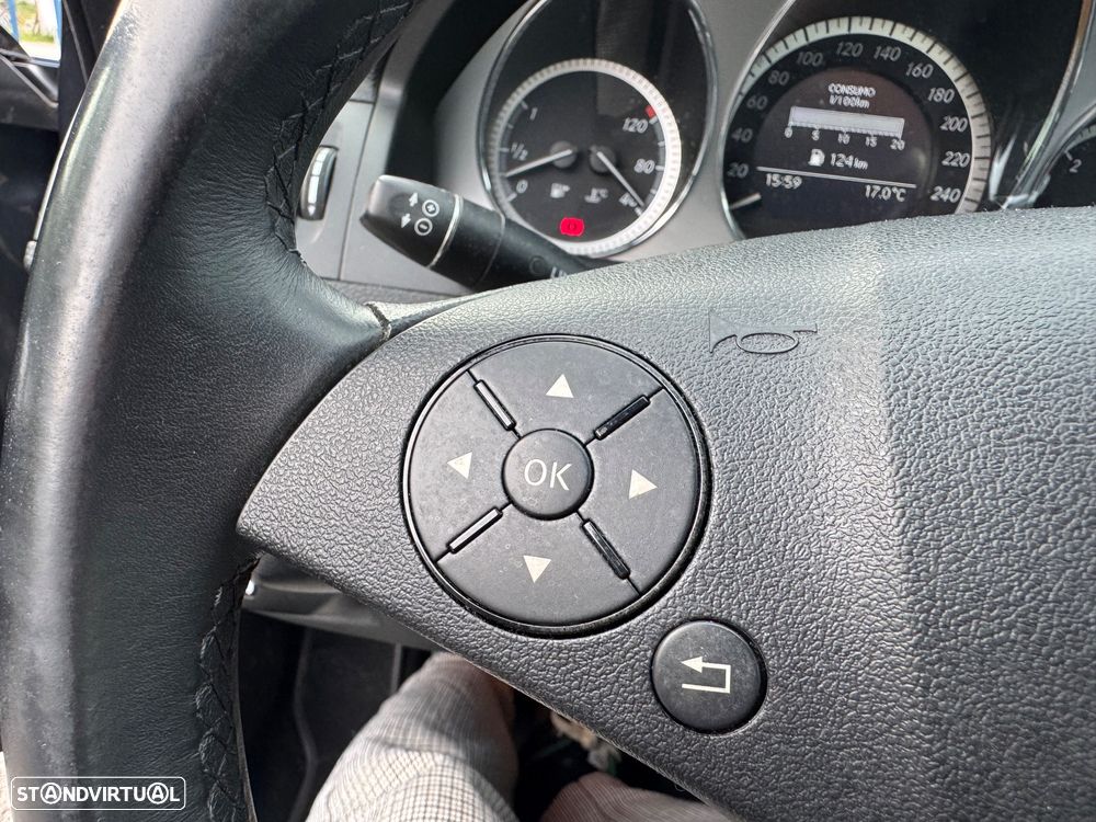 Mercedes-Benz C 220 CDi Avantgarde BlueEfficiency - 30