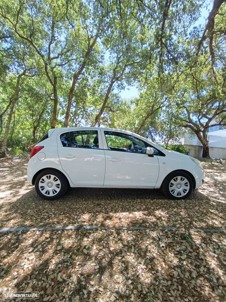 Opel Corsa - 4