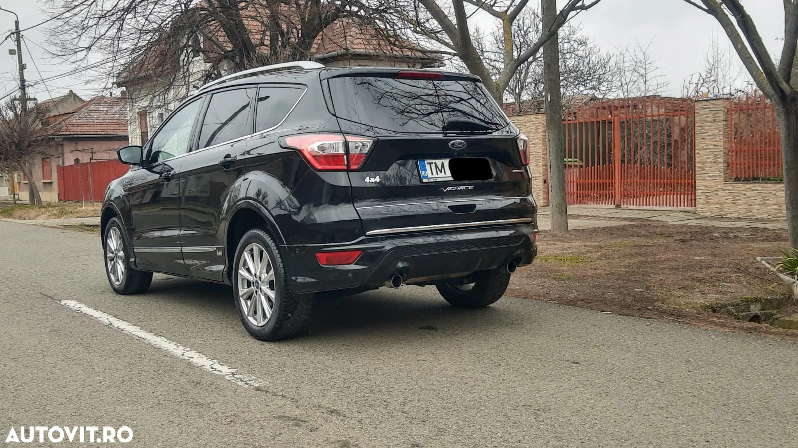 Ford Kuga - 4