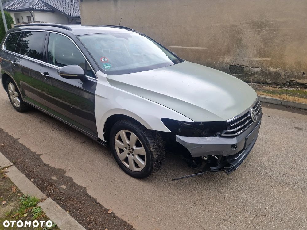 Volkswagen Passat Variant 2.0 TDI DSG (BlueMotion Technology) Comfortline - 5
