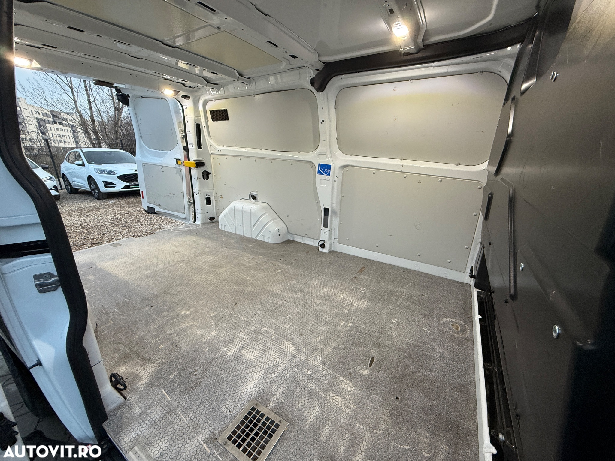 Ford TRANSIT - 8