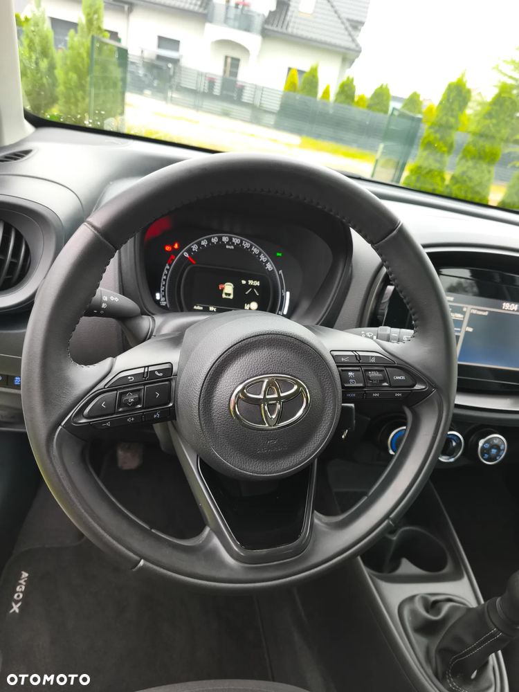 Toyota Aygo X 1.0 VVT-i Selection X-cite - 21