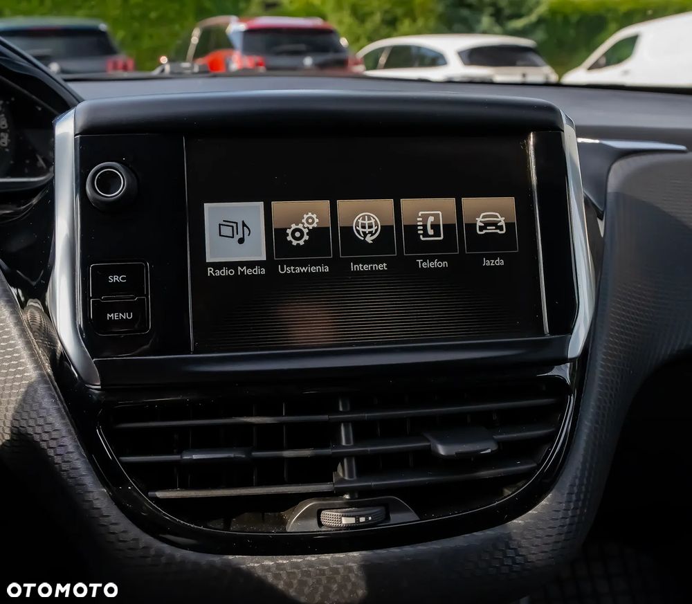 Peugeot 2008 BlueHDi 100 STOP & START Style - 36