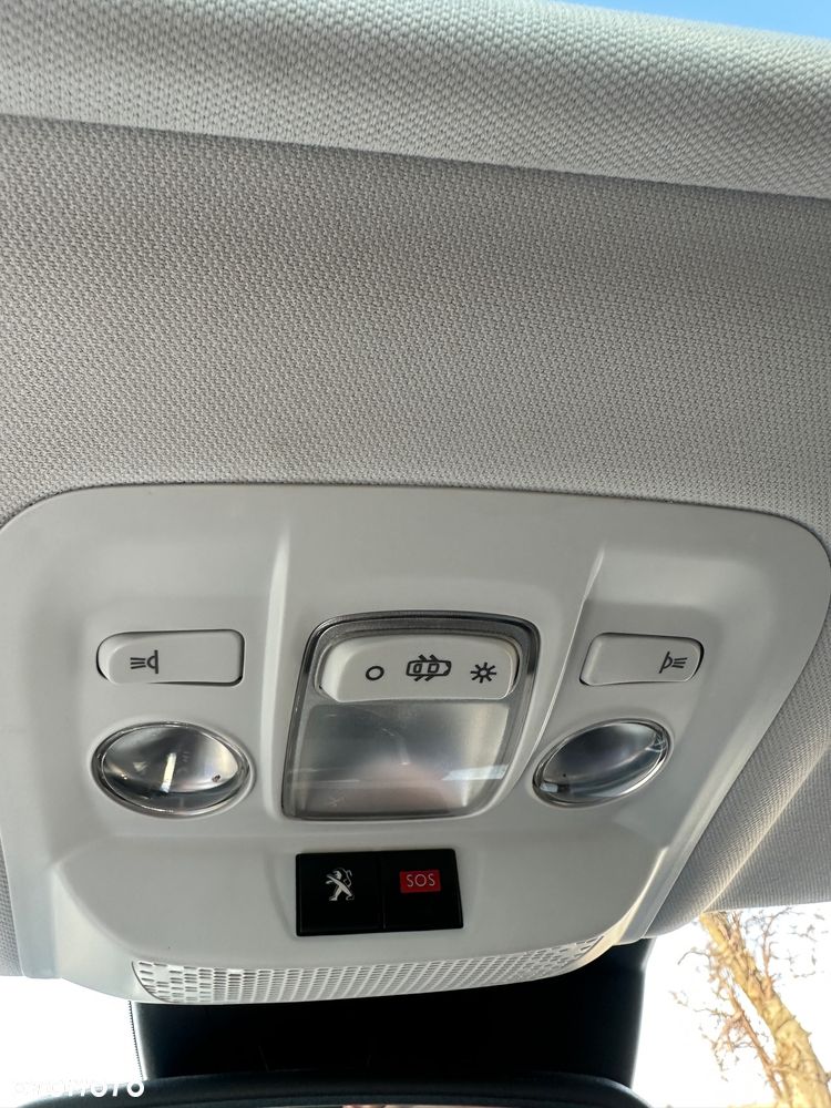 Peugeot 2008 PureTech 130 Stop&Start Crossway - 30