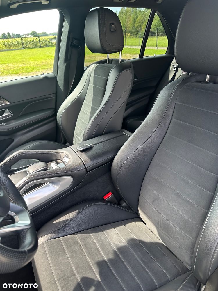 Mercedes-Benz GLE 300 d 4Matic 9G-TRONIC AMG Line - 16