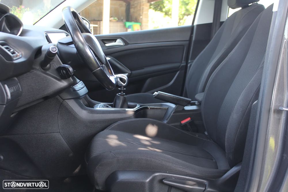 Peugeot 308 1.6 HDi Executive CVM6 - 8