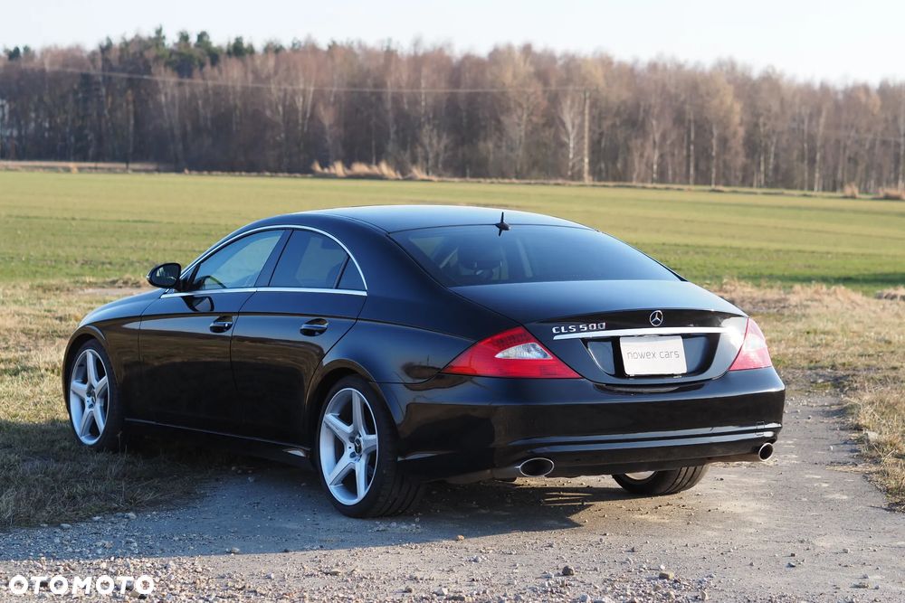 Mercedes-Benz CLS - 6