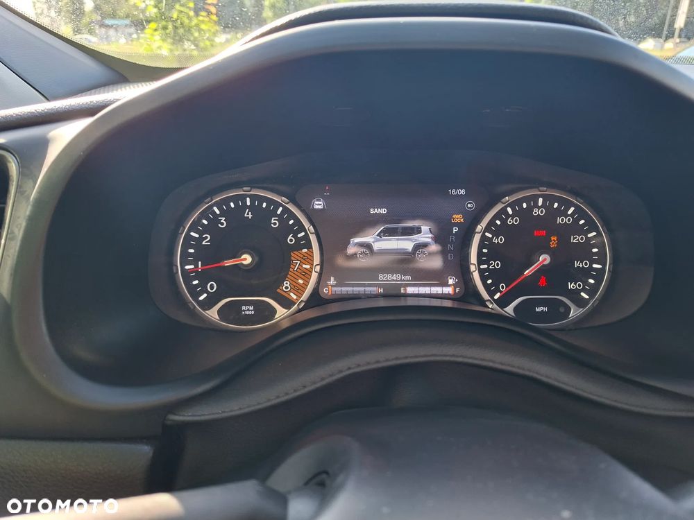 Jeep Renegade - 19
